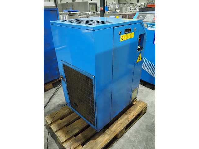 Falcon - afbeelding 3 van  7