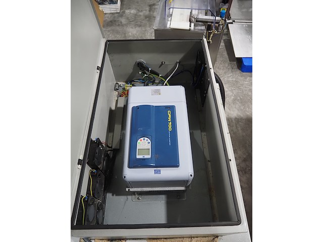 Falcon - afbeelding 7 van  8