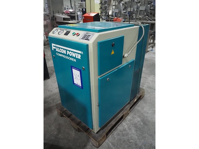 Falcon - afbeelding 1 van  9