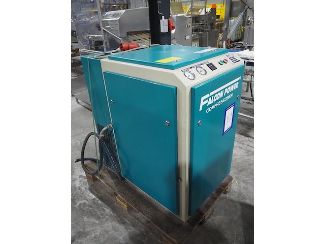 Falcon - afbeelding 2 van  9