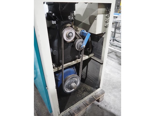 Falcon - afbeelding 6 van  9