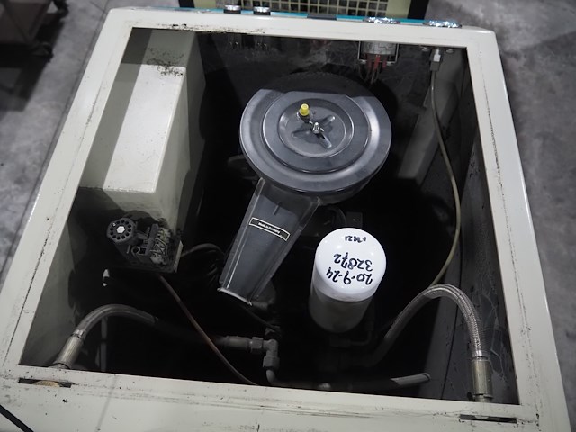 Falcon - afbeelding 8 van  9