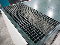 Falcon - afbeelding 4 van  10