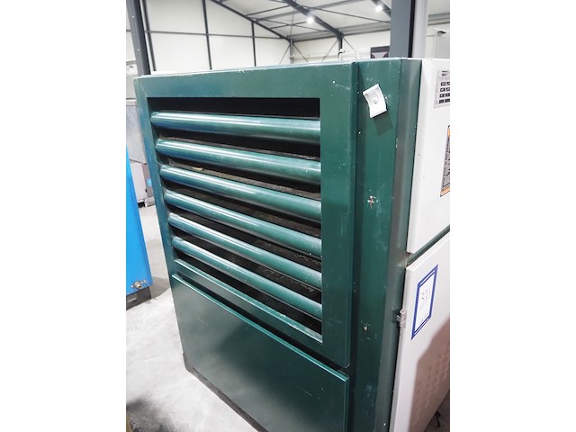 Falcon - afbeelding 5 van  10