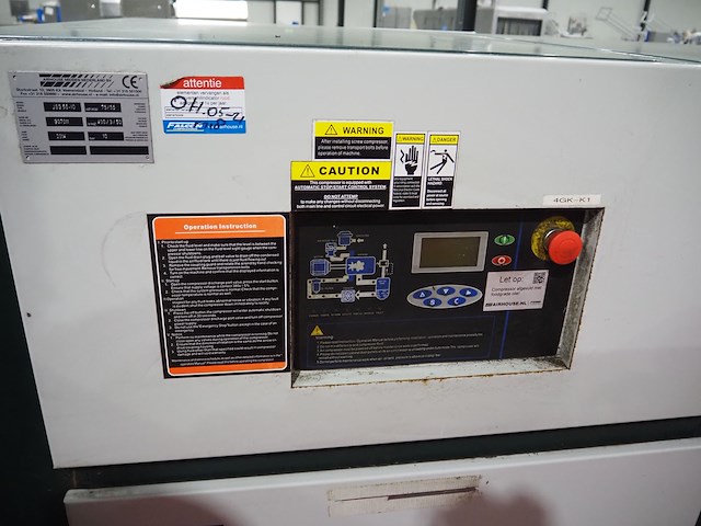 Falcon - afbeelding 6 van  10