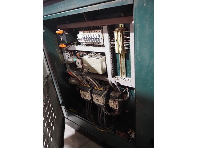 Falcon - afbeelding 8 van  10