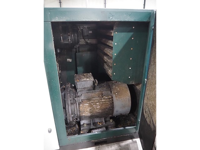 Falcon - afbeelding 10 van  10