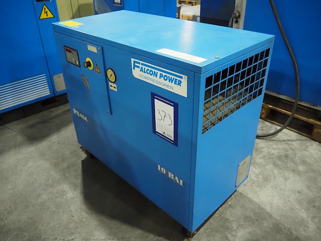 Falcon - afbeelding 1 van  10