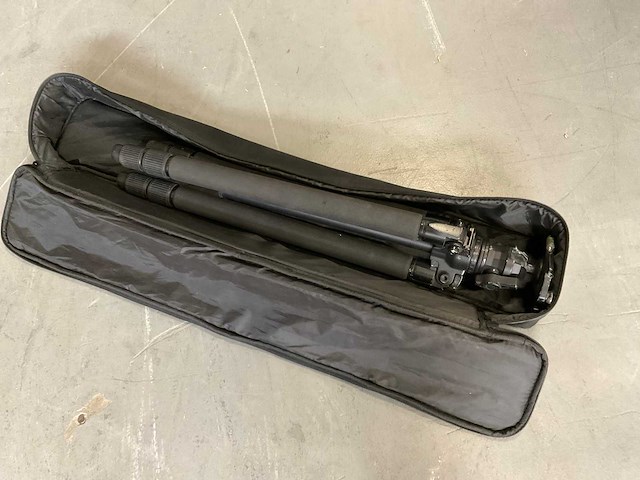 Falconeyes gn-300mv flitsers en statieven - afbeelding 4 van  15