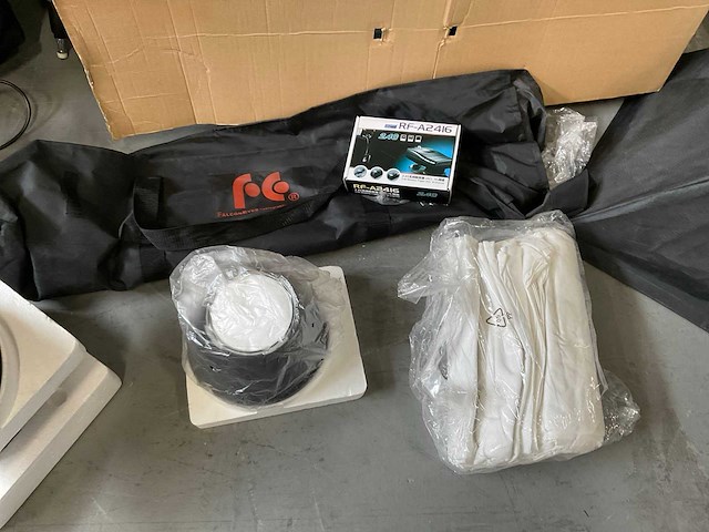 Falconeyes gn-300mv flitsers en statieven - afbeelding 7 van  15