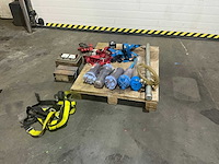 Fall arrester harnas partij divers - afbeelding 6 van  9