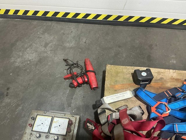 Fall arrester harnas partij divers - afbeelding 7 van  9