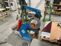 Falsoni f401 pneumatische nietmachine - afbeelding 2 van  4