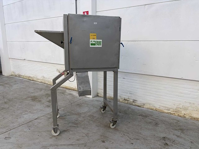 Fam - std-3d - blokjessnijmachine - afbeelding 2 van  5