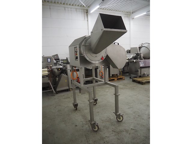 Fam n.v. - afbeelding 13 van  19