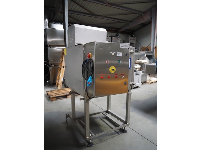 Fam - afbeelding 12 van  19