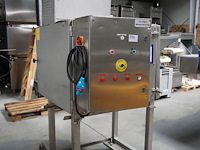 Fam - afbeelding 12 van  19