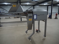 Fam - afbeelding 1 van  25