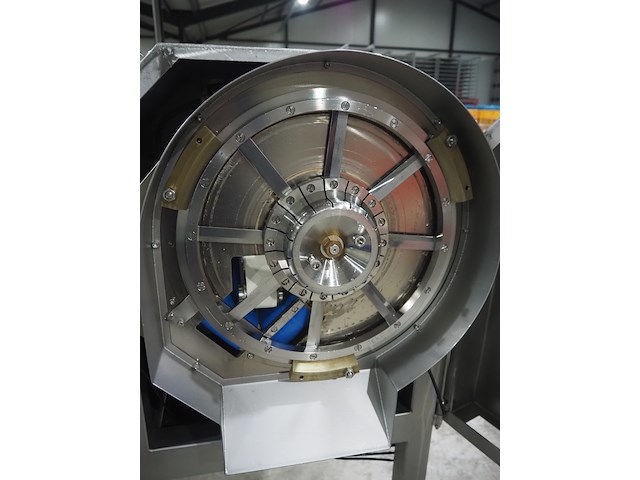 Fam - afbeelding 2 van  16