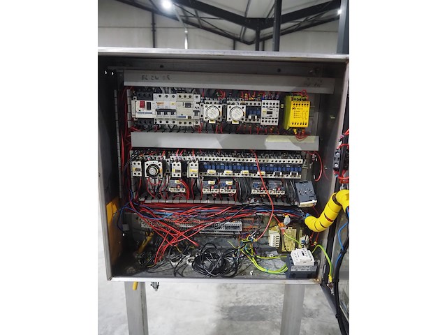 Fam - afbeelding 6 van  16