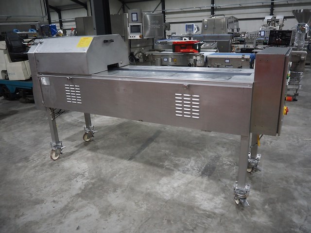 Fam - afbeelding 11 van  16