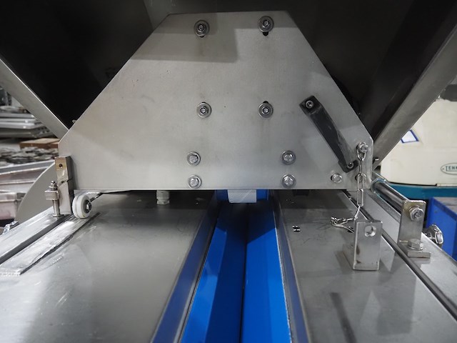 Fam - afbeelding 13 van  16