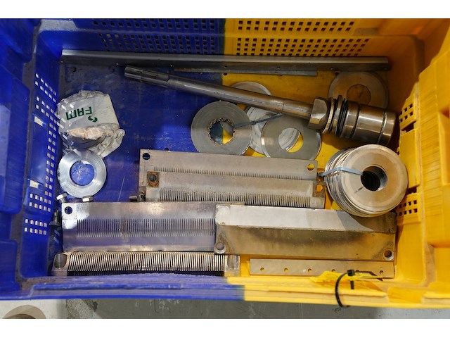 Fam - afbeelding 9 van  20