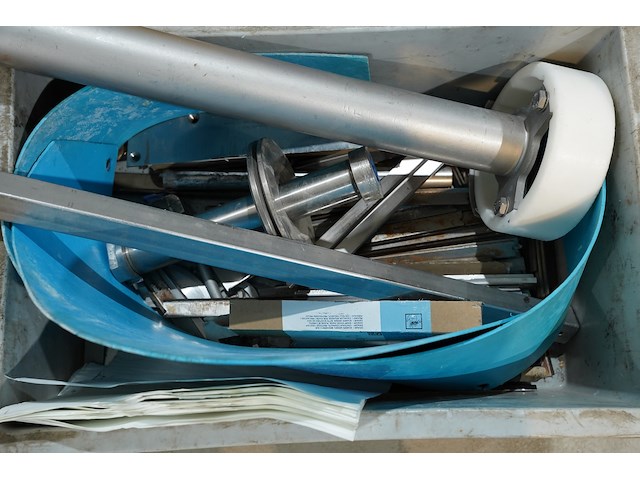 Fam - afbeelding 11 van  20