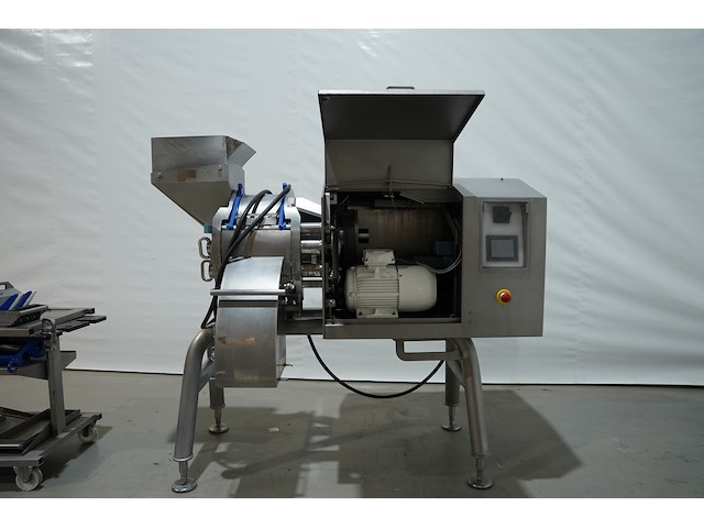 Fam - afbeelding 15 van  20