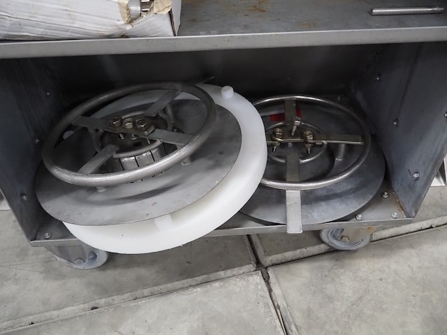 Fam - afbeelding 17 van  26