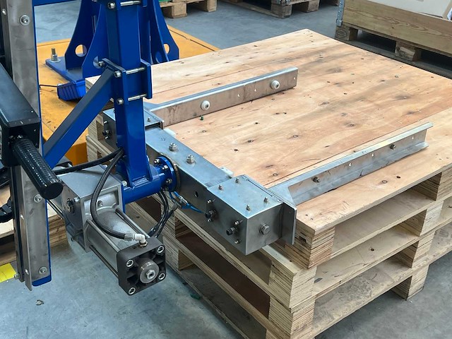 Famatec pneumatische balansarm / manipulator - afbeelding 2 van  12