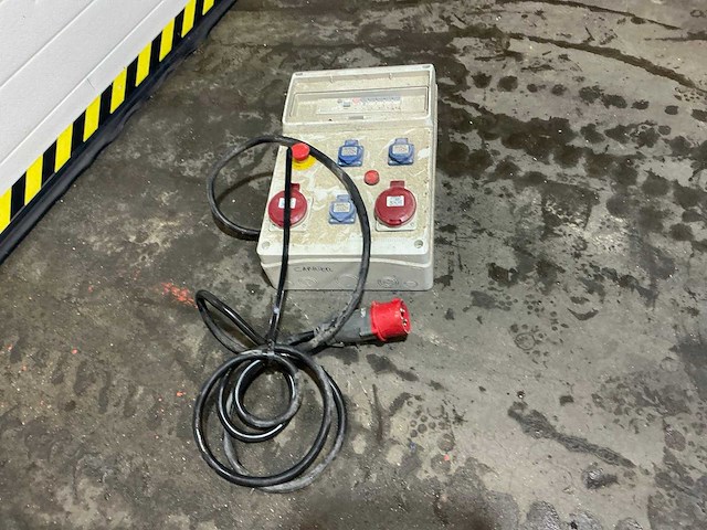 Famatel distri doorstroom verdeelbord - afbeelding 2 van  4