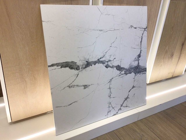 Fanal new ice white mat 75x75 cm tegel 23,63 m² - afbeelding 1 van  3