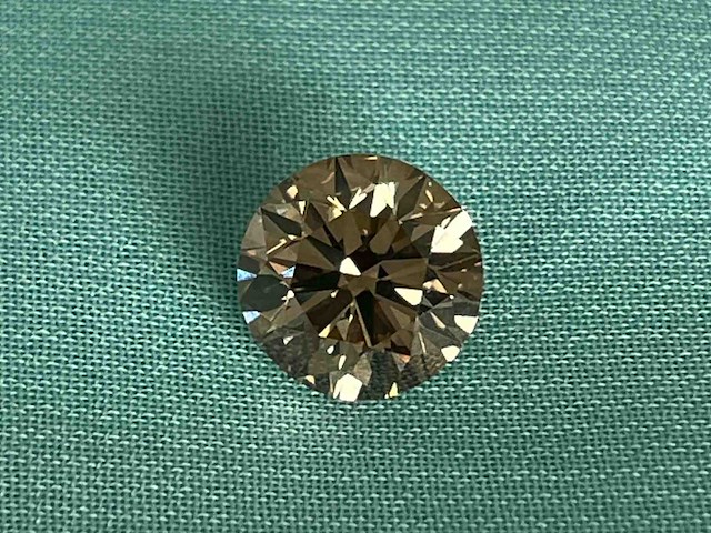 Fancy colour diamant 3.30 carat natuurlijke diamant - afbeelding 2 van  7