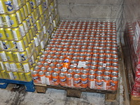 Fanta. 9 trays a 24 blikken 0,33l. totaal 216 blikken. tht 7-26. bod is inclusief 32,40 euro statiegeldwaarde - afbeelding 1 van  2