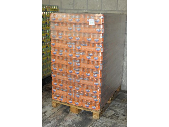 Fanta blikken 0,33 liter. 2376 blikken op pallet. tht 8-2026. - afbeelding 2 van  3