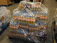 Fanta flessen op pallet. tht 5-25. totaal ca. 500 flessen. bod is inclusief 75 euro statiegeldwaarde - afbeelding 2 van  2