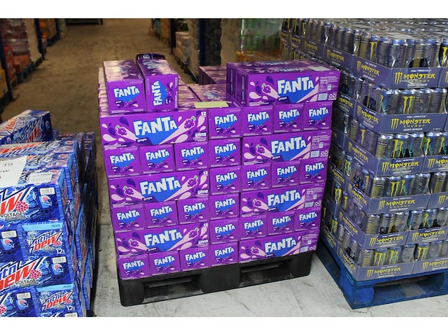 Fanta grape 1176 blikken met tht 12-2025. - afbeelding 1 van  2