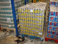 Fanta limoen. 72 trays a 24 blikken 0,33l. totaal 1728 blikken. tht 7-25. - afbeelding 1 van  3