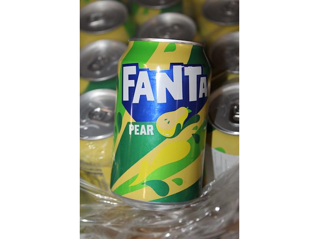 Fanta pear. 61 trays a 24 blikken 0,33l. totaal 1464 blikken. tht 7-26. bod is inclusief 219,60 euro statie... - afbeelding 2 van  2