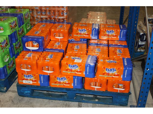 Fanta zero. 32 trays a 24 blikken 0,33l. totaal 768 blikken. tht 1-26. bod is inclusief 115,20 euro statieg... - afbeelding 1 van  2