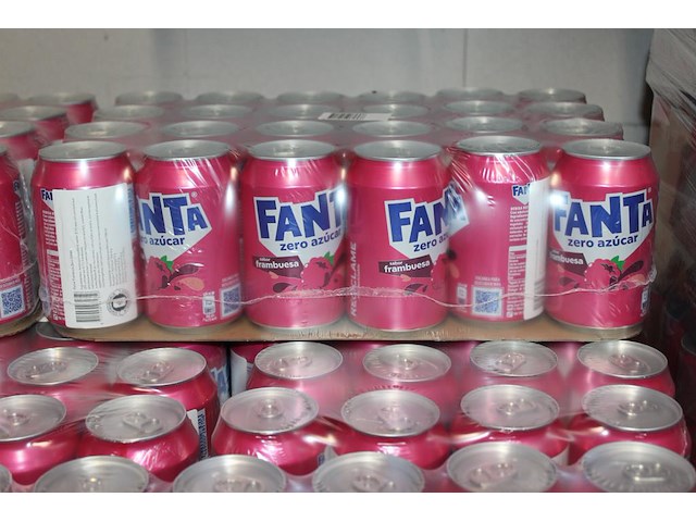 Fanta zero azucar. 56 trays a 24 blikken 0,33l. totaal 1344 blikken. tht 7-26. bod is inclusief 201,60 euro... - afbeelding 3 van  3