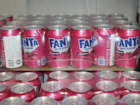 Fanta zero azucar. 56 trays a 24 blikken 0,33l. totaal 1344 blikken. tht 7-26. bod is inclusief 201,60 euro... - afbeelding 3 van  3
