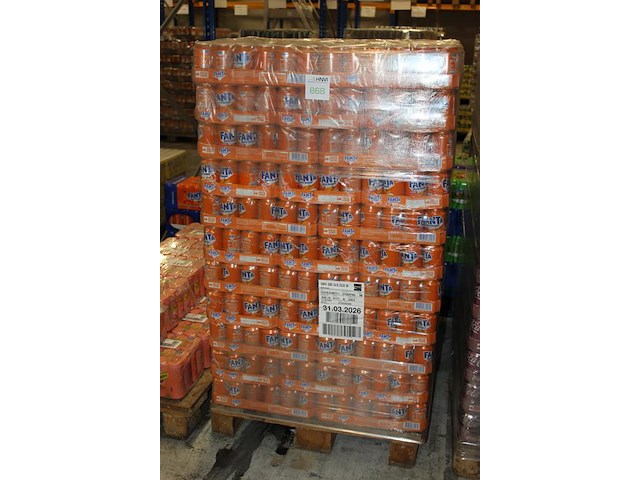 Fanta zero sugar. 99 trays a 24 blikken 0,33l. totaal 2376 blikken. tht 3-26. - afbeelding 2 van  2
