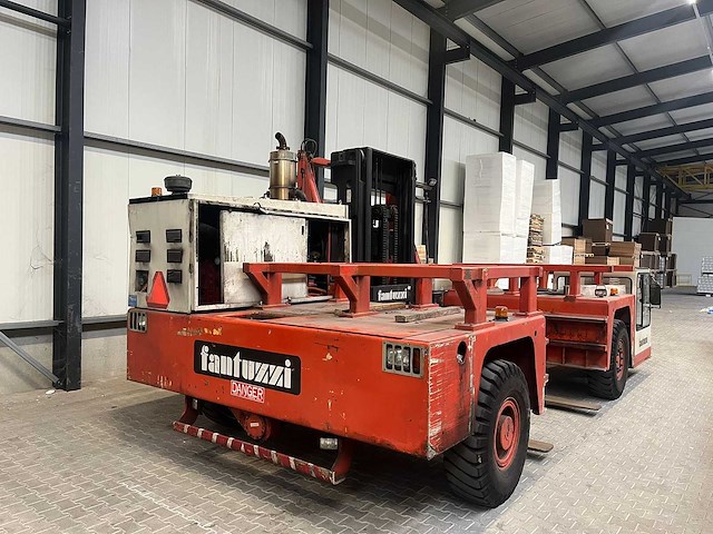 Fantuzzi - 1997 - s100 - zijlader - afbeelding 10 van  15