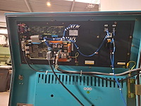 Fanuc - 2002 - r-2000ia/165f, rj3ib - uitnamerobot - afbeelding 3 van  10