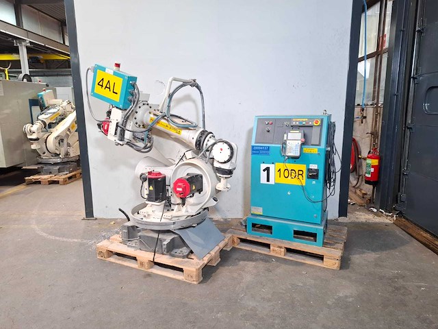 Fanuc - 2002 - r-2000ia/165f, rj3ib - uitnamerobot - afbeelding 6 van  10