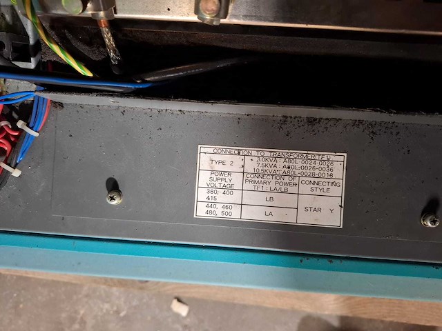 Fanuc - 2002 - r-2000ia/165f, rj3ib - uitnamerobot - afbeelding 10 van  10