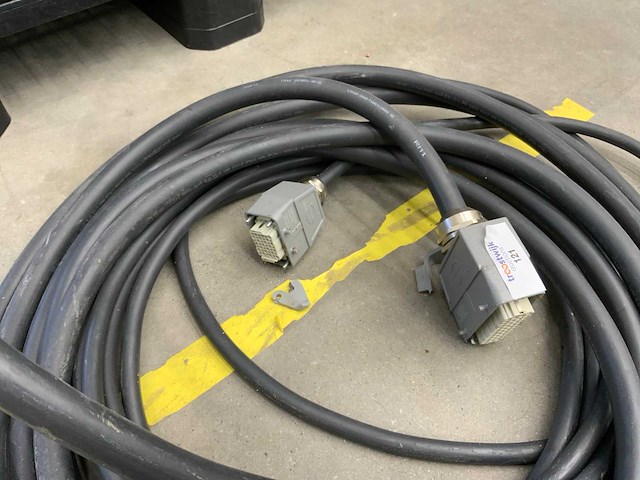 Fanuc diverse kabels - afbeelding 2 van  4