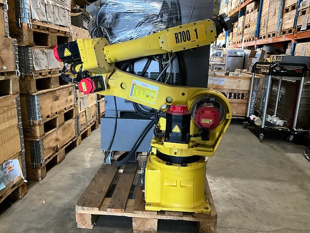 Fanuc m-16ib/20 industriële robot - afbeelding 7 van  13